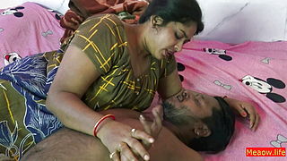 Village Bhabhi Sex! Beautiful Pussy Sex